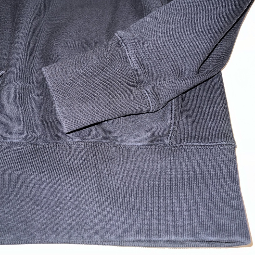 Great condition 1/4 (quarter zip) zip sweatshirt - Picture 11 of 17
